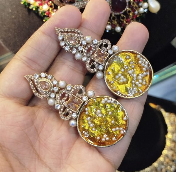 💥 Crush Earrings 💥 - Image 5