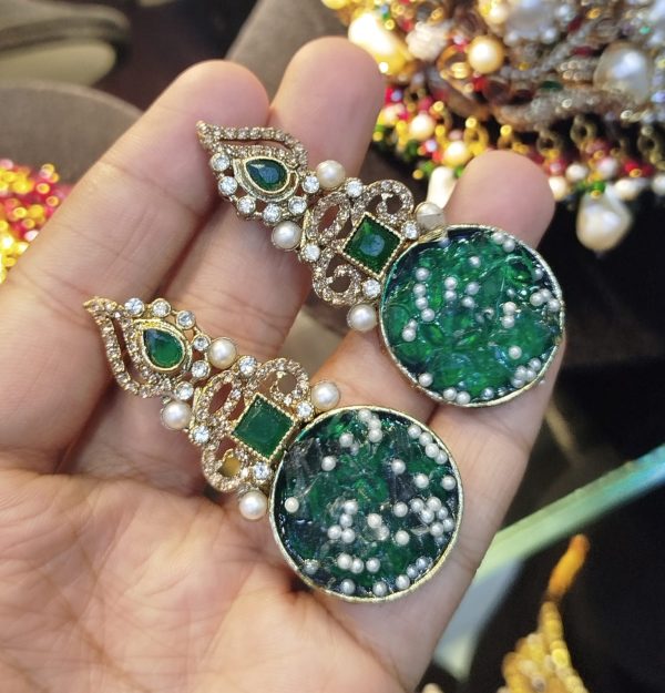 💥 Crush Earrings 💥 - Image 2