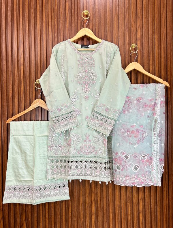 SADABAHAR R-T-W formal festive Collection - Image 4