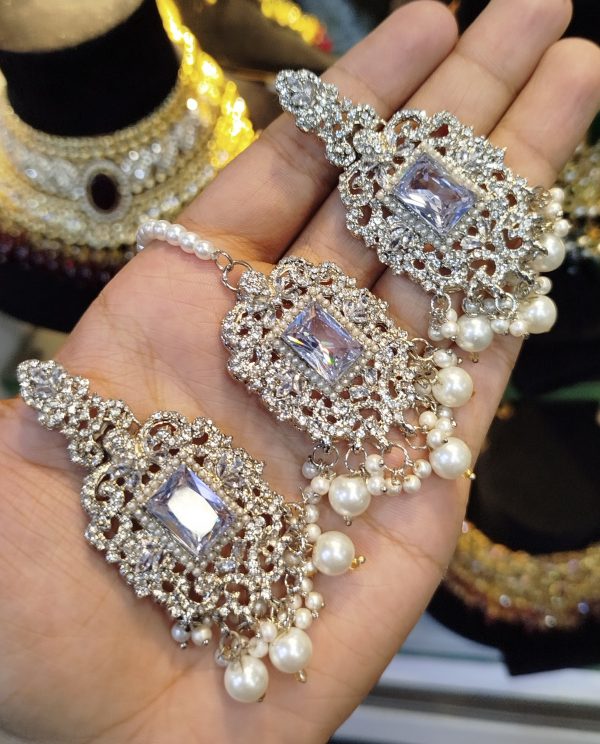 Earrings + Tikka