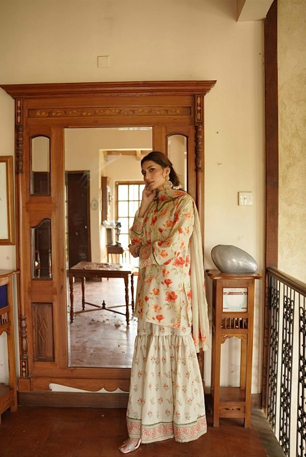 MUNFARID R-t-w printed 3 Piece gharara Collection