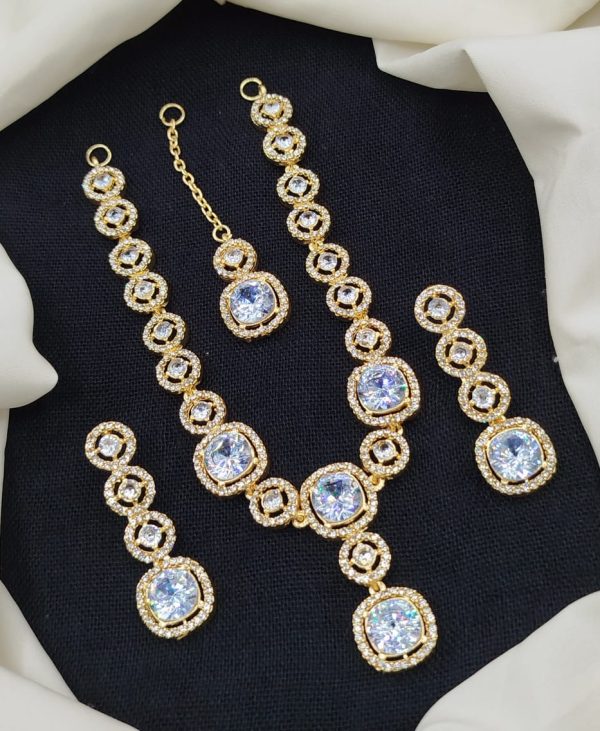 LATEST DIAMOND SET