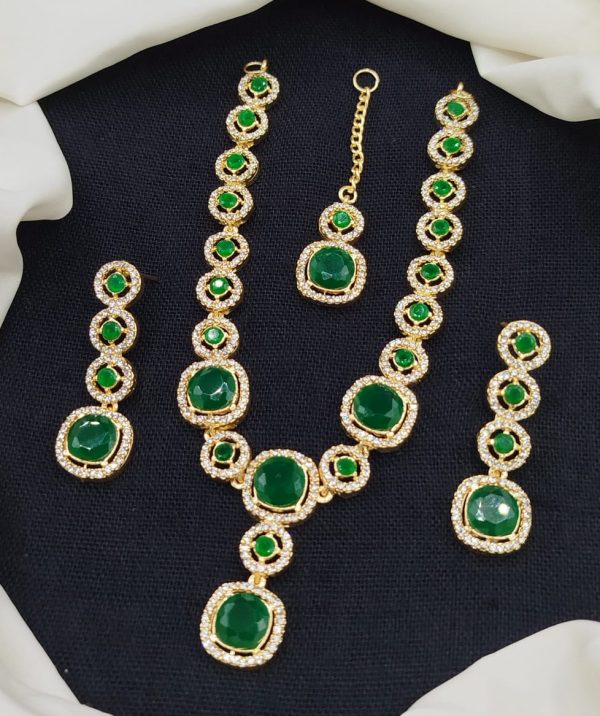 LATEST DIAMOND SET