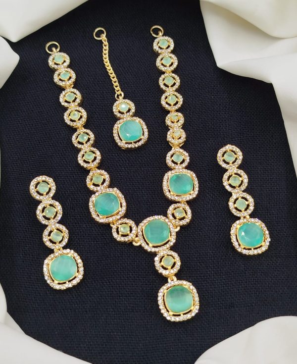 LATEST DIAMOND SET