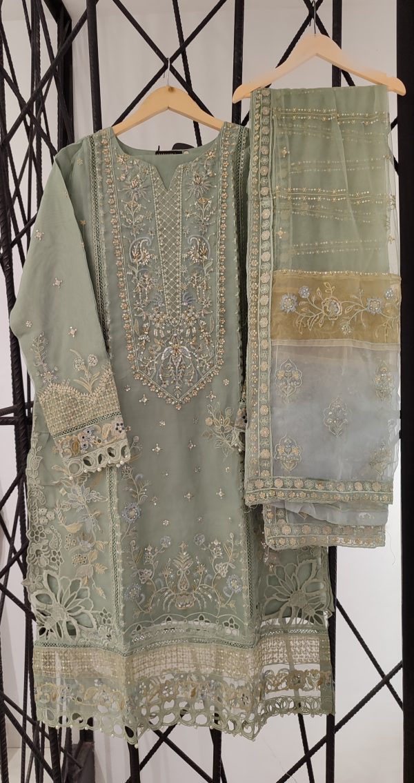 Sadabahar Mahapara Festive Formal Collection'25 - Image 5