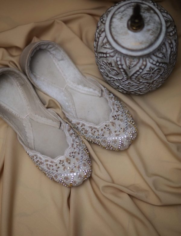 *khussa * Size: 36, 37, 38, 39, 40, 41, 42