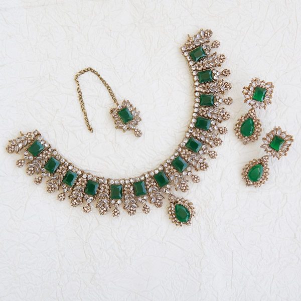 🧵 Necklace Set 🧵 - Image 2