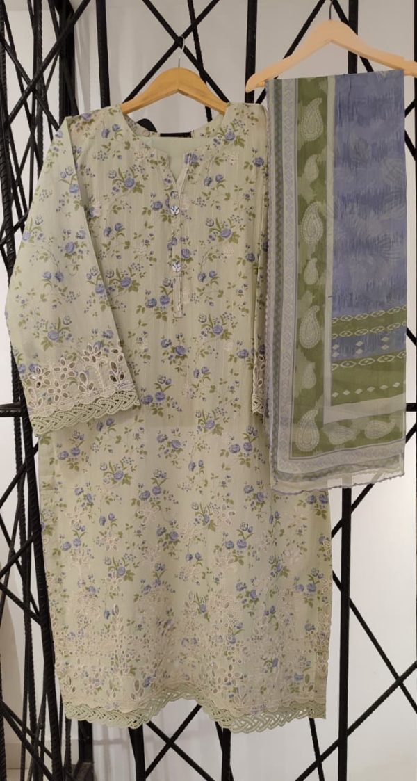 NAIRA Chikankari Emb Bana Dora Lawn 3Pec Coll'25 - Image 2
