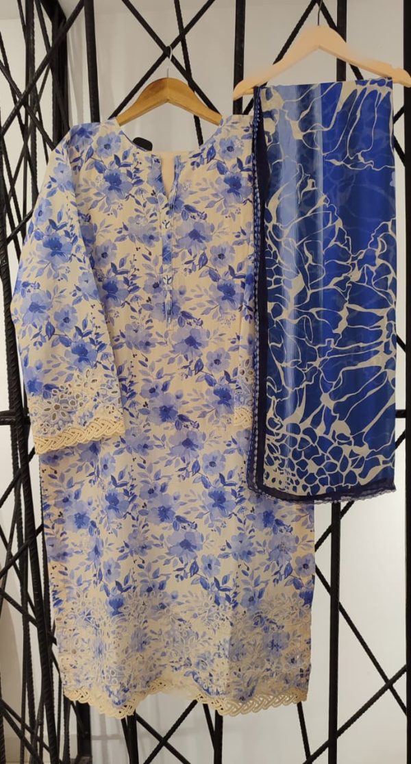 NAIRA Chikankari Emb Bana Dora Lawn 3Pec Coll'25 - Image 4