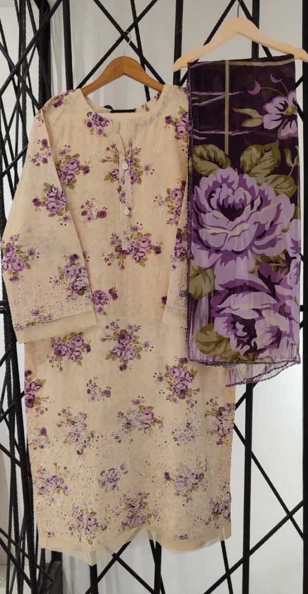 NAIRA Chikankari Emb Bana Dora Lawn 3Pec Coll'25 - Image 5