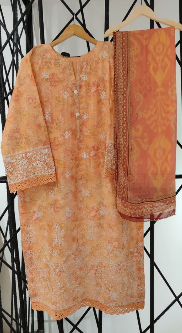 NAIRA Chikankari Emb Bana Dora Lawn 3Pec Coll'25 - Image 7